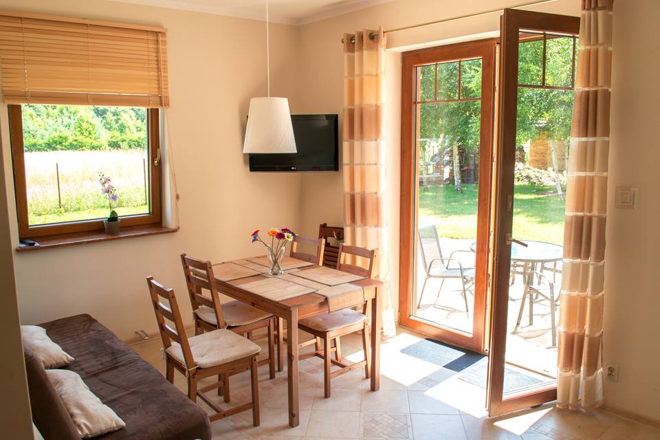 Prywatny apartament z wyjściem na ogród – apartament w Willi Lubiatówka w Lubiatowie nad Bałtykiem